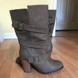 APT 9 heeled boots